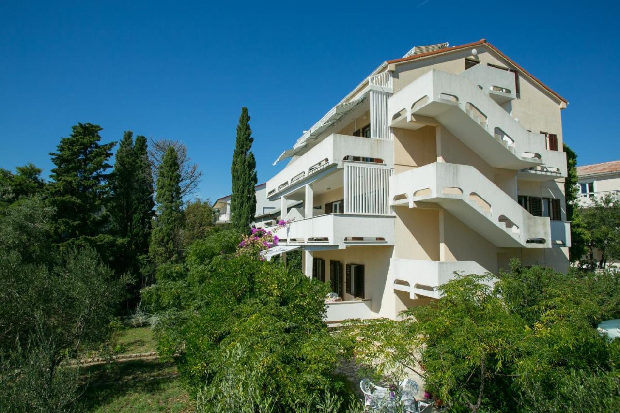 Apartments With A Parking Space Novalja, Pag - 6552 Exterior photo