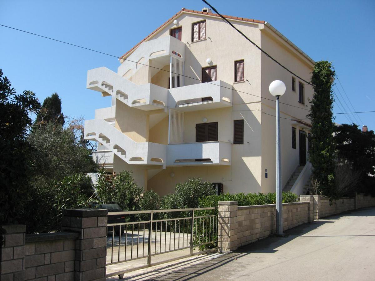 Apartments With A Parking Space Novalja, Pag - 6552 Exterior photo