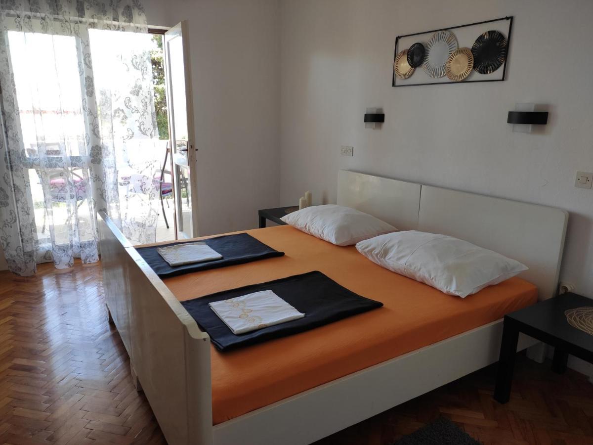 Apartments With A Parking Space Novalja, Pag - 6552 Exterior photo