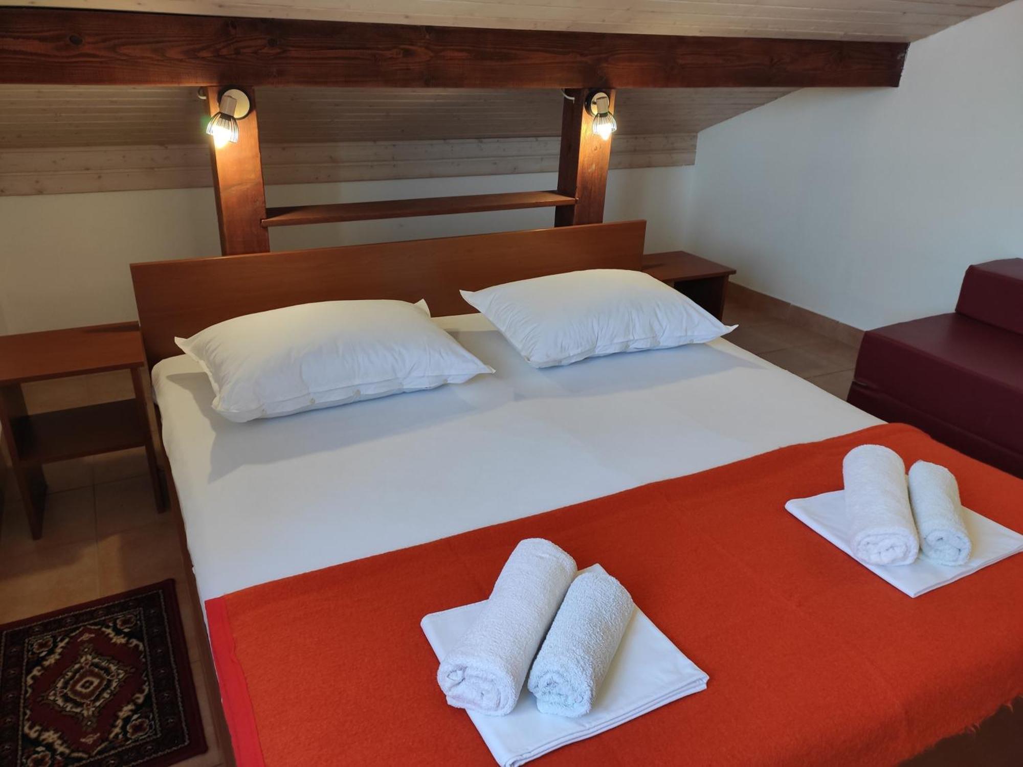 Apartments With A Parking Space Novalja, Pag - 6552 Room photo